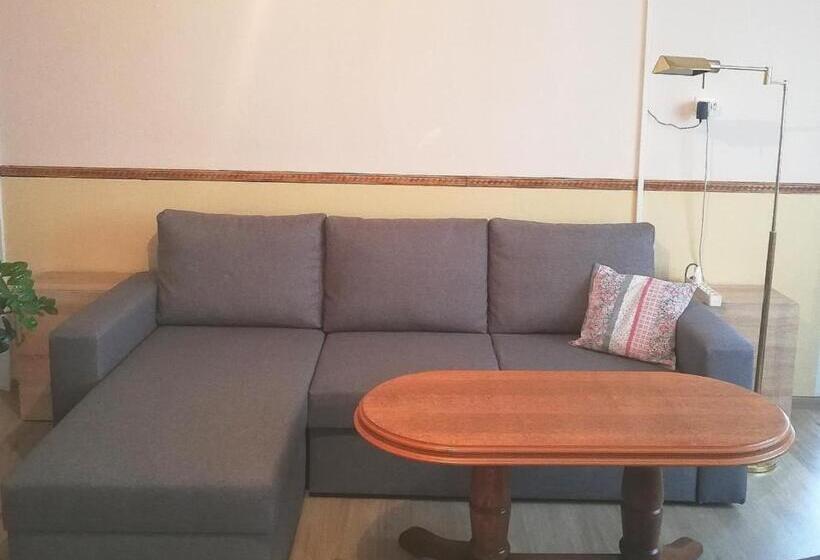 Апартаменты 2 Спальни, Szt.flórián
