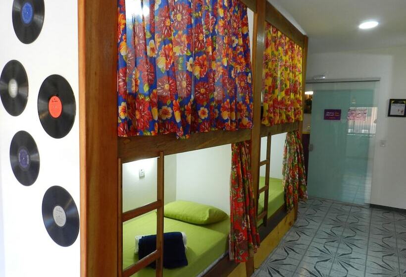 공동 객실, Utopia Hostel