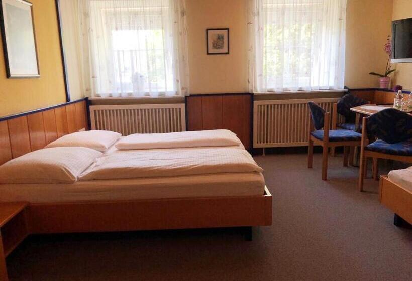 اتاق استاندارد سه نفره, Gästehaus Stögmüller