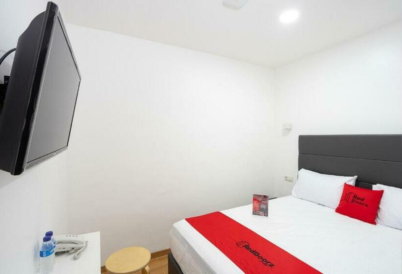 Номер Стандарт, Reddoorz Plus @ Danau Sunter Utara