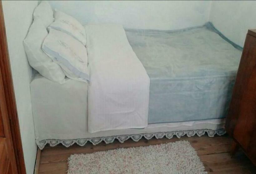 经济房, Small Room For Two In Private Villa