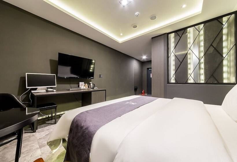 스탠다드 룸, Rosabell