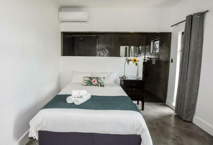 اتاق استاندارد, Onq Accommodation