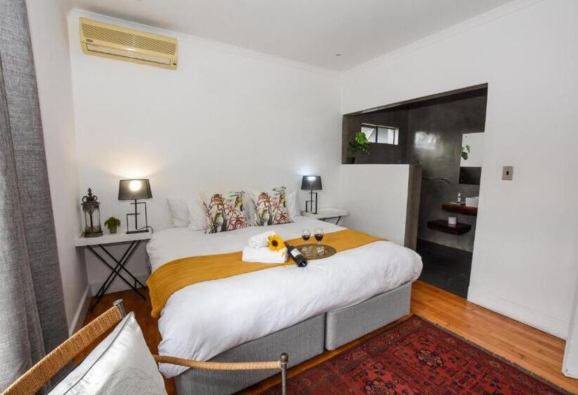 اتاق استاندارد, Onq Accommodation