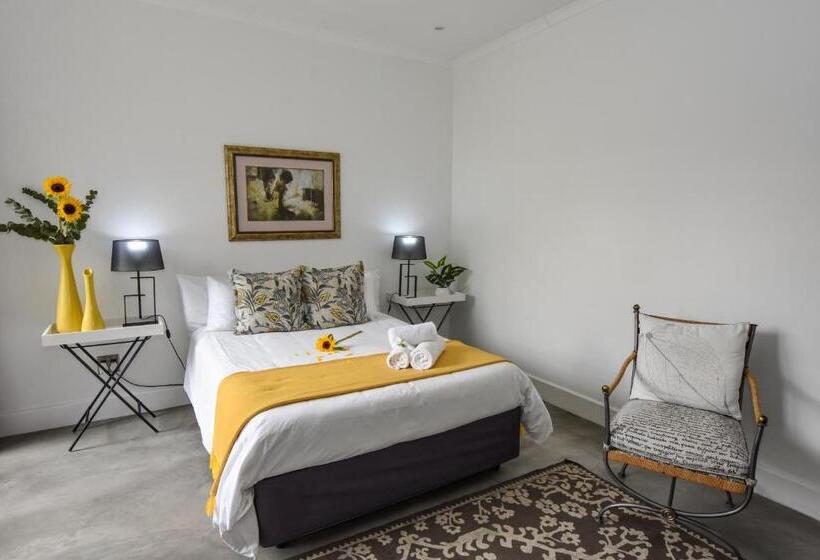 اتاق لوکس, Onq Accommodation