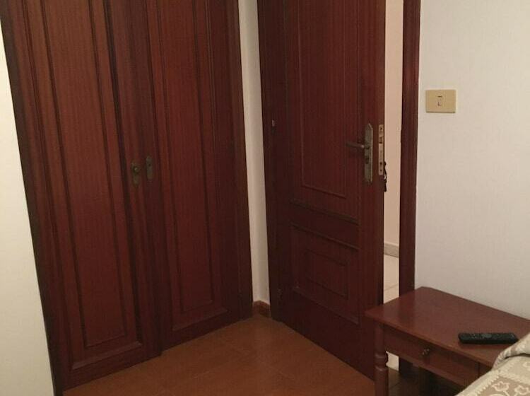 Номер Стандарт, Hostal Illan