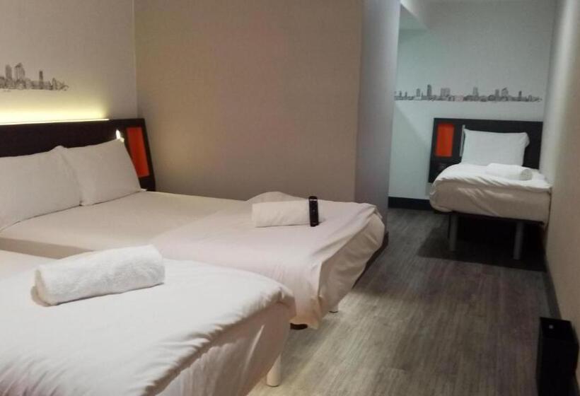 Семейный Номер, Easyhotel Leeds