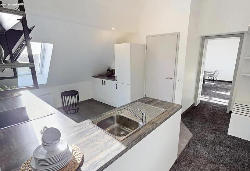 수피리어 스위트, Boardinghouse Emden