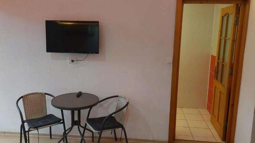Quarto Deluxe, Vila Magica