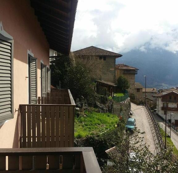 발코니가 있는 4인용 스탠다드 룸, Albergo La Valle