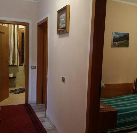 バルコニー付きスタンダードトリプルルーム, Albergo La Valle