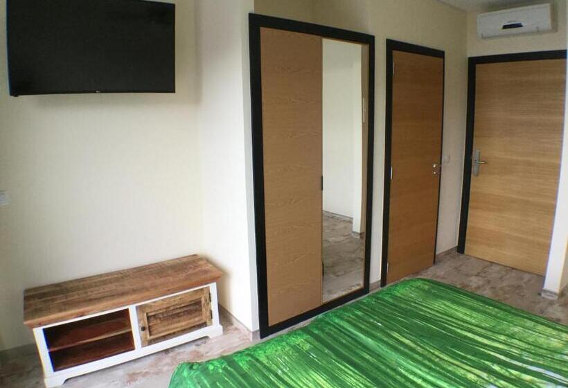 Номер Стандарт Вид на Море, Guesthouse Theview