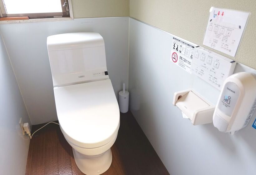 스탠다드 트리픔 룸 공동욕실, Narita Sando Guesthouse