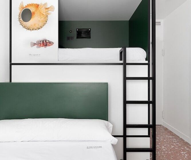 اتاق استاندارد, 2060 The Newton Hostel