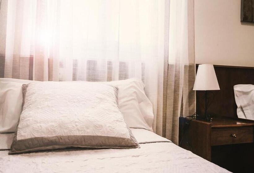 Номер Стандарт, Hostal La Laguna