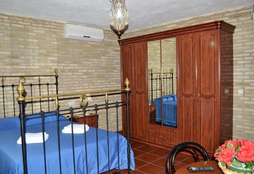 Номер Стандарт Адаптированный для Инвалидов, Hostal La Encina