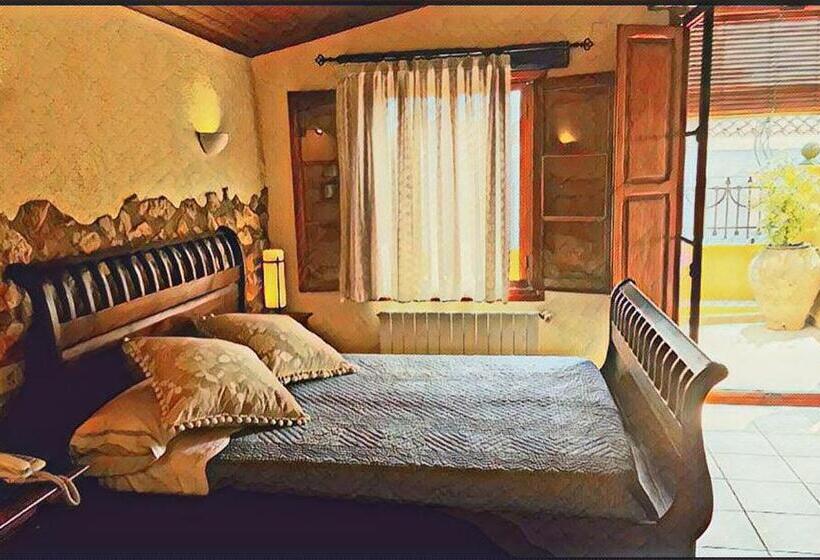 سوئیت جونیور با تراس, Vía Natura Hotel Rural Gastronómico