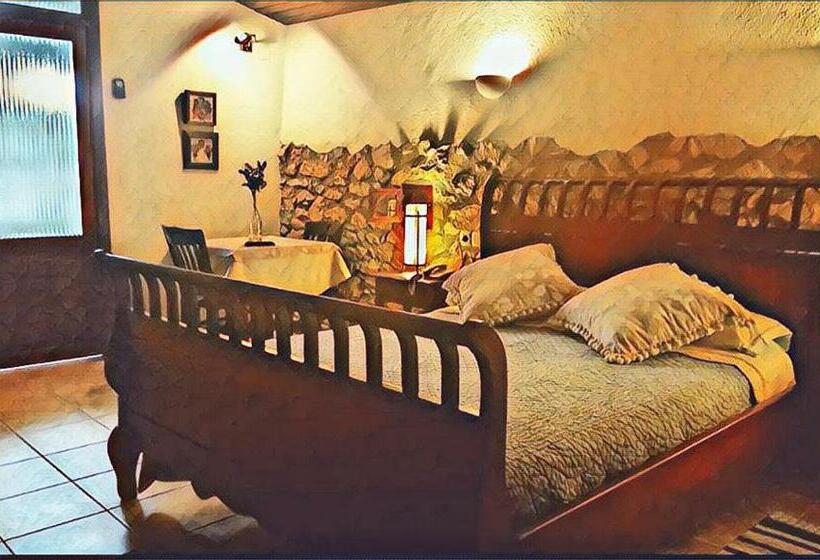 سوئیت جونیور با تراس, Vía Natura Hotel Rural Gastronómico