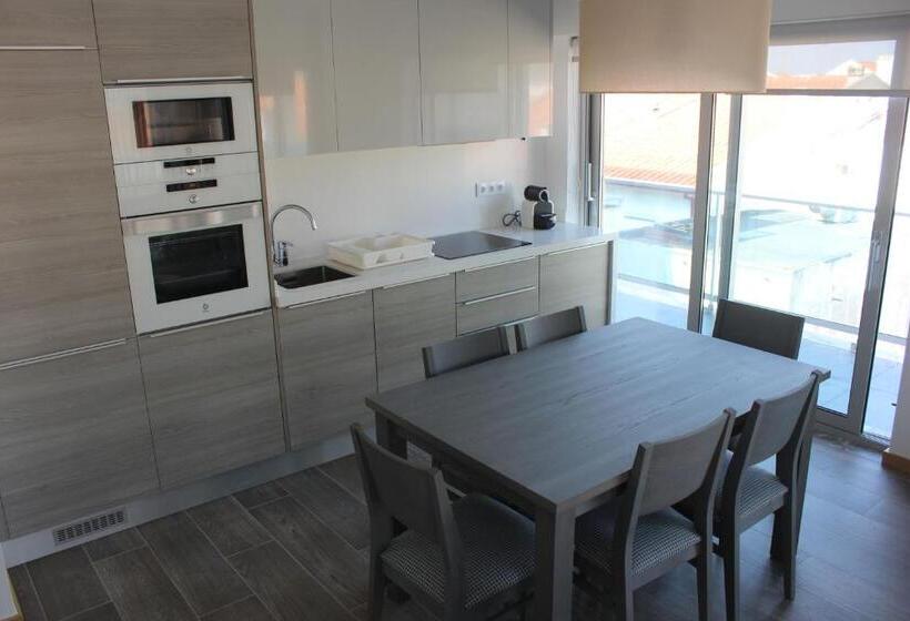 Апартаменты 2 Спальни, Apartamentos Turisticos Da Nazare