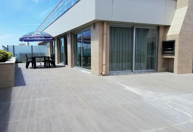 Апартаменты 1 Спальня с Террасой, Apartamentos Turisticos Da Nazare