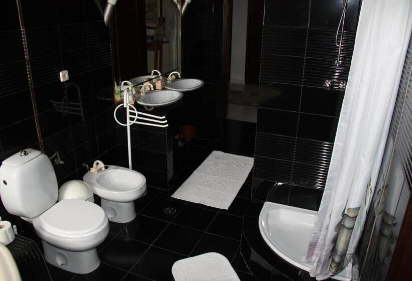 Люкс Deluxe Кровать Кинг, Roulito S Guest House