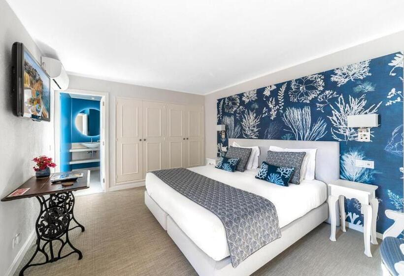 اتاق استاندارد با تراس و چشم‌انداز دریا, Castelo Guest House