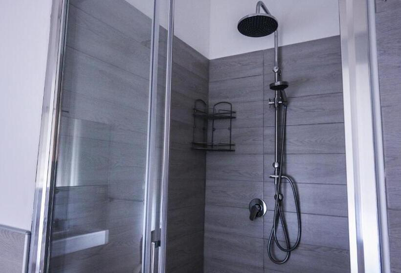 Люкс с Террасой, Mariohome