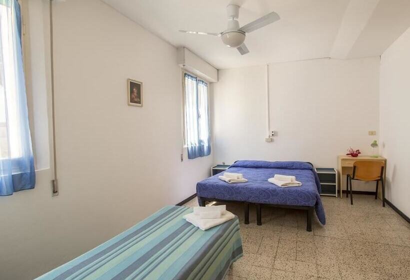 חדר סטנדרט לשלושה, Casa Per Ferie Villa San Francesco