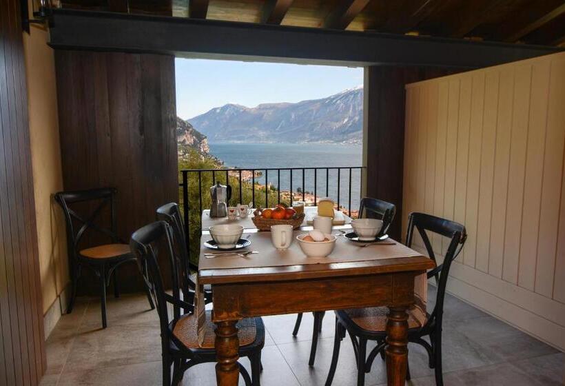 آپارتمان 2 خوابه با تراس, Cascina Varini
