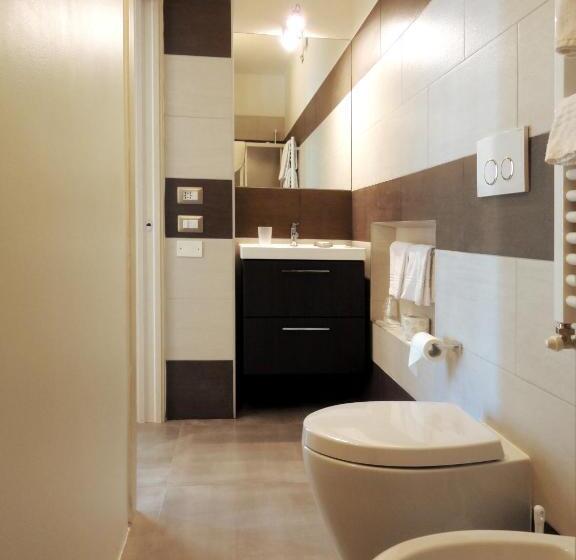 Трехместный Президентский, The Flat 233