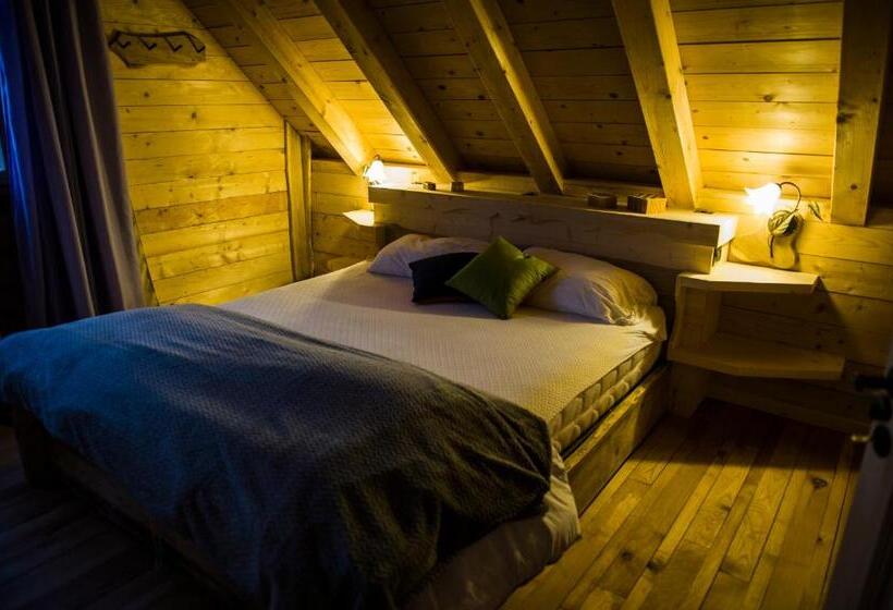 Апартаменты 2 Спальни, Dolomiti Village