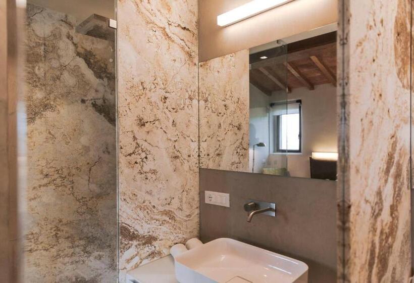 Люкс Вид на Море, Torre Di Baratti Bio Resort