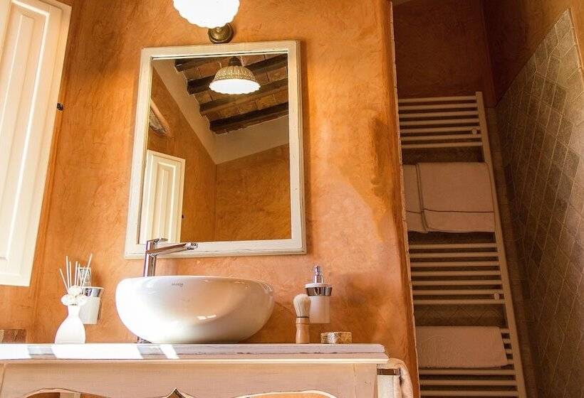 Номер Стандарт, Locanda Dell'aioncino