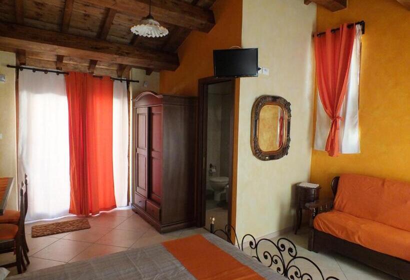 Четырехместный Номер Стандарт, La Cascina Della Vachina