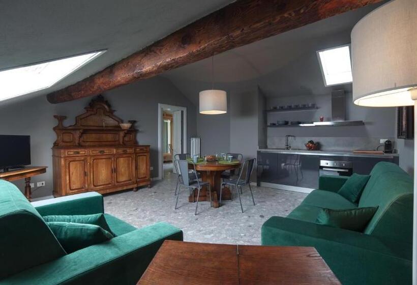 Апартаменты Пентхаус 1 Спальня, Venegoni Maison De Charme