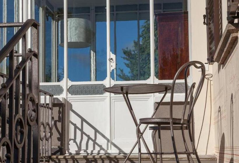 Апартаменты 1 Спальня с Террасой, Venegoni Maison De Charme