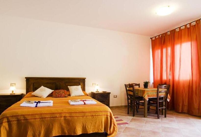 Номер Стандарт Трехместный, Bioagriturismo La Quercia