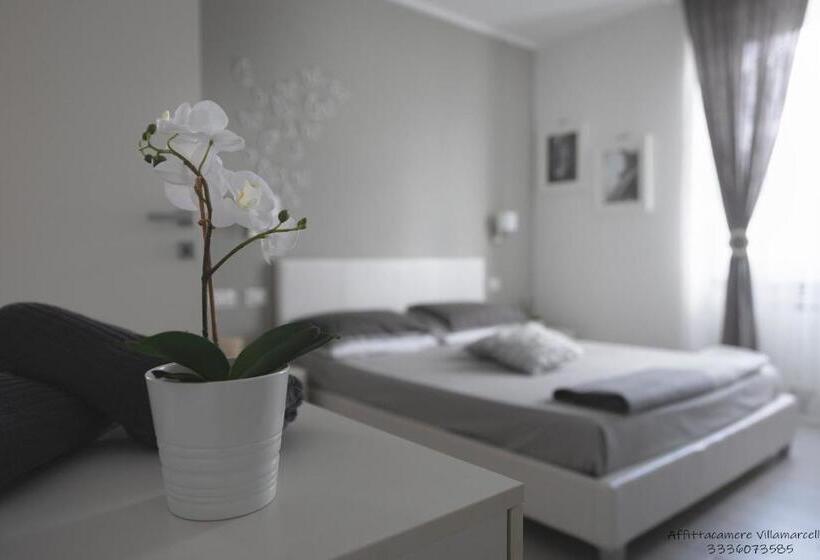 غرفة قياسية مطلّة علي الحديقة, Affittacamere Villa Marcella