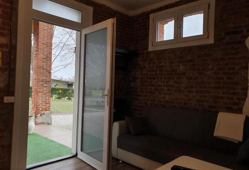 Apartamento 1 Quarto Rés-do-chão, Agriturismo Ca  Alleata