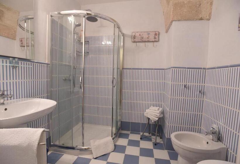 Номер Стандарт, Masseria La Macchiola & Corti Del Mito