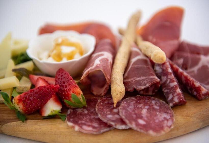 침실 2개 주택, Tenuta Di Caiolo
