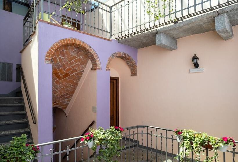 스탠다드 스튜디오, Residence Ferraud