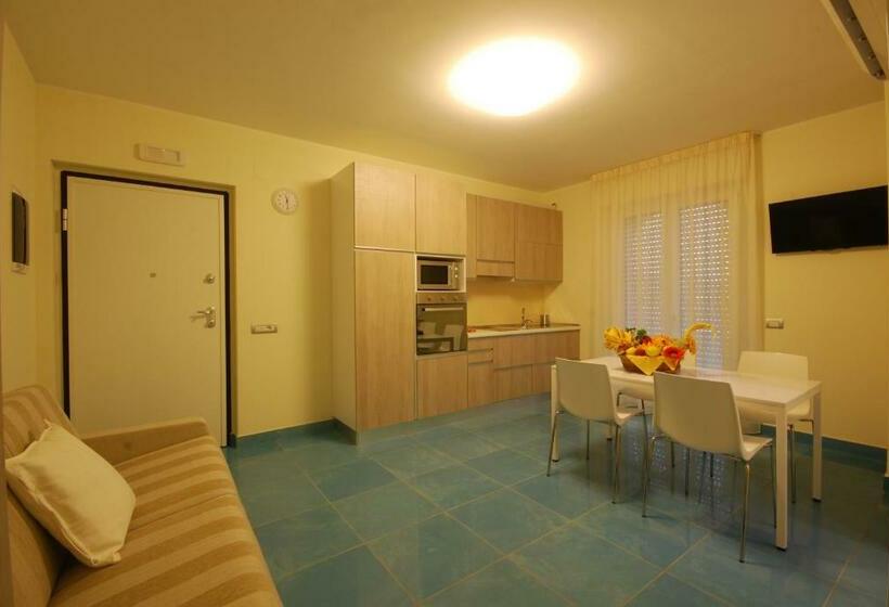 آپارتمان 1 خوابه با تراس, Residence Abruzzo Resort
