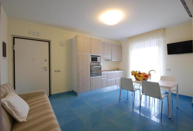 آپارتمان 1 خوابه با تراس, Residence Abruzzo Resort