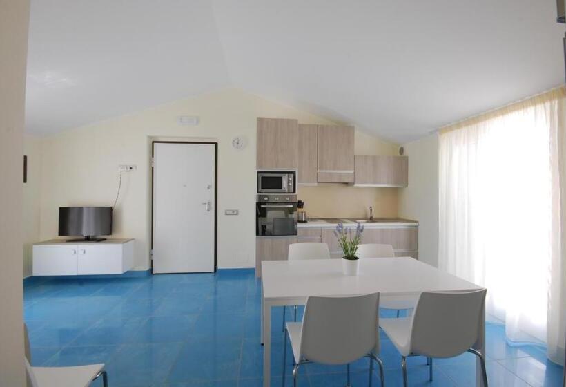 سوییت سوپریور با چشم‌انداز دریا, Residence Abruzzo Resort