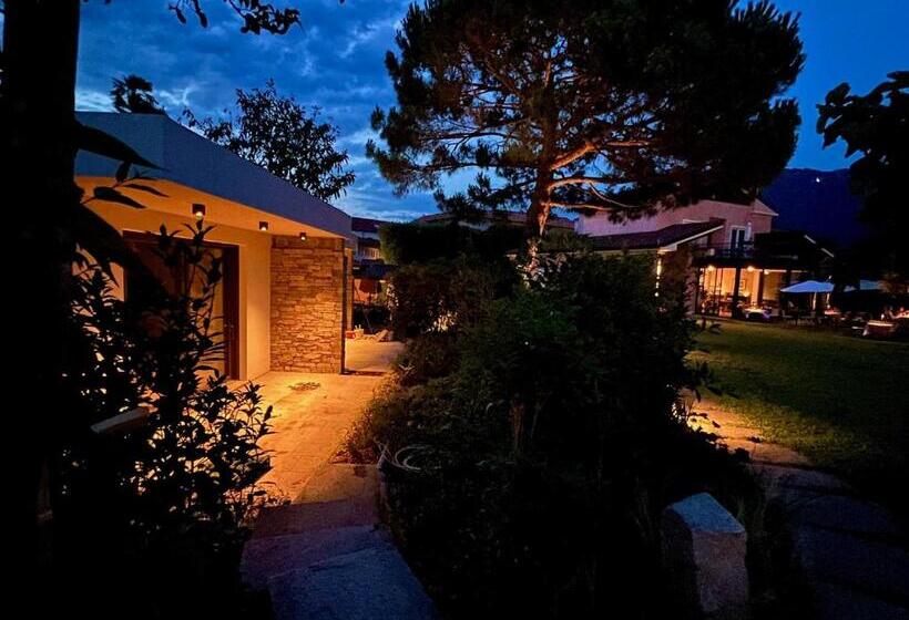 اتاق لوکس با تخت بزرگ, Villa Costantina With Heated Pool