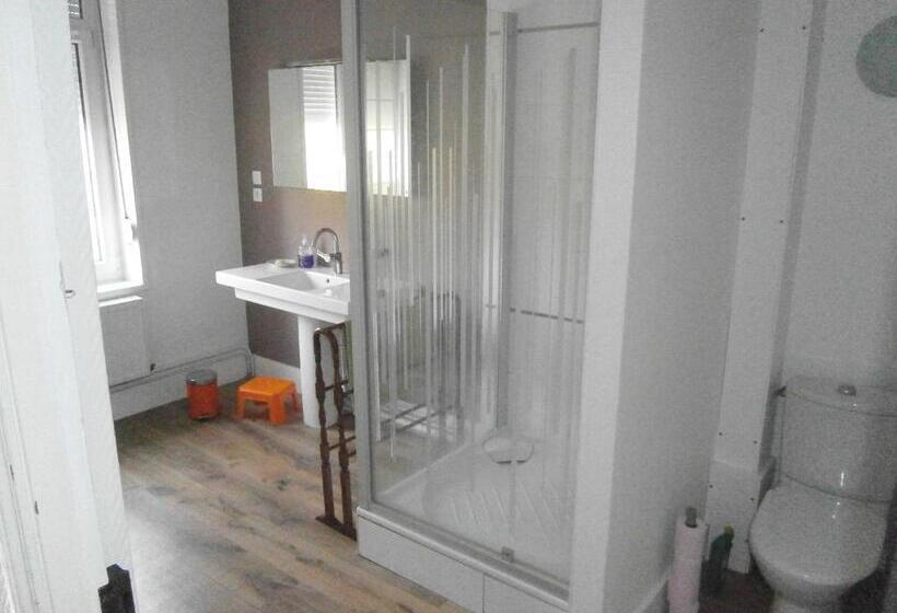 Номер Стандарт, Bruneval House