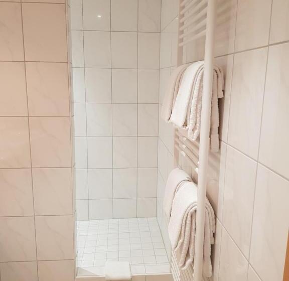 Апартаменты 2 Спальни, Hanse Hotel Buxtehude