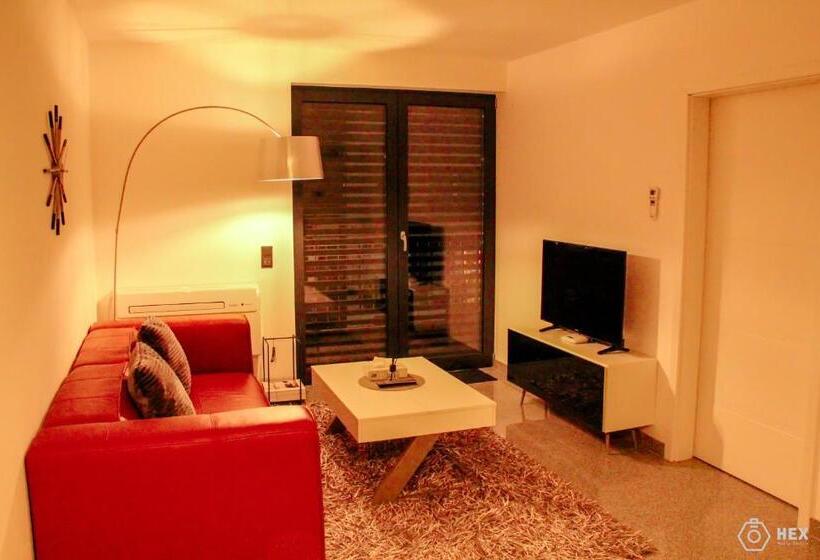 آپارتمان سوپریور 1 خوابه, Bluestone Boarding Apartments