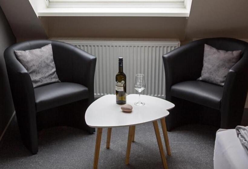 标准间, Weingut Stiftshof
